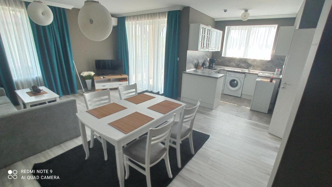 בלצ'יק Lighthouse Apartments And Villas מראה חיצוני תמונה